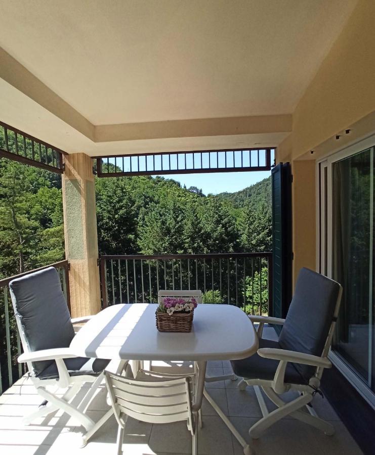 דירות Borzonasca Il Bosco Di Campo Marzano Sunlight מראה חיצוני תמונה